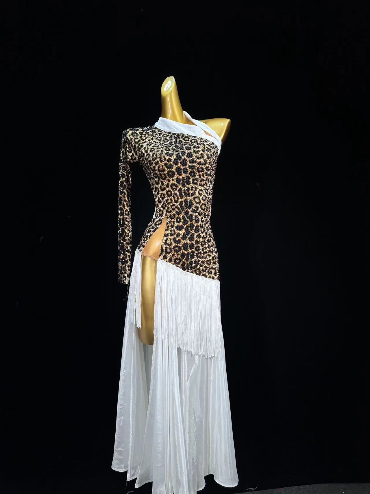 MINEJAS.S014 Leopard print and white hemline American Smooth Costume