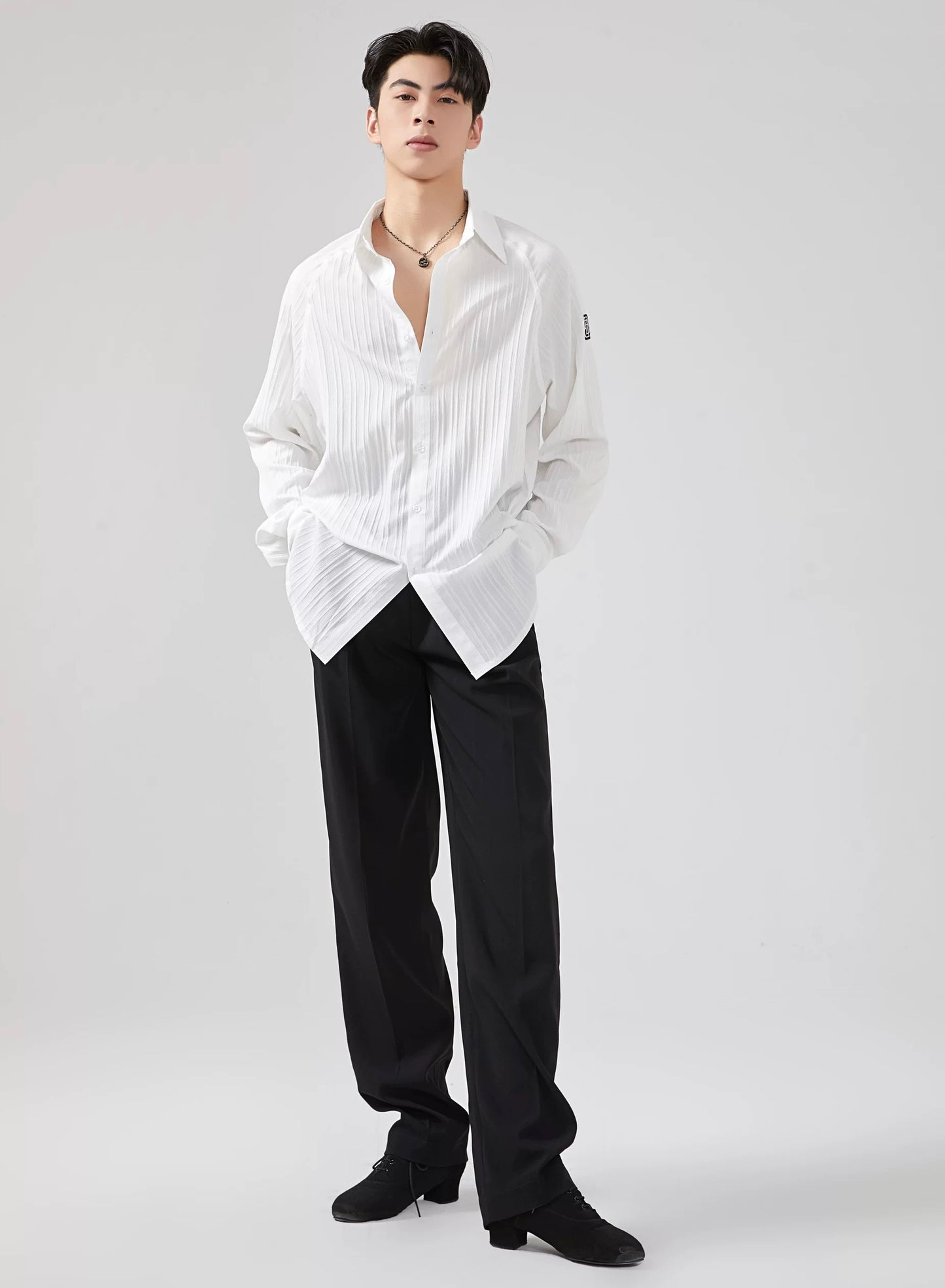 BOBO.L005MTE Elegant Textured White and Black Oversize Mens Latin Shirt