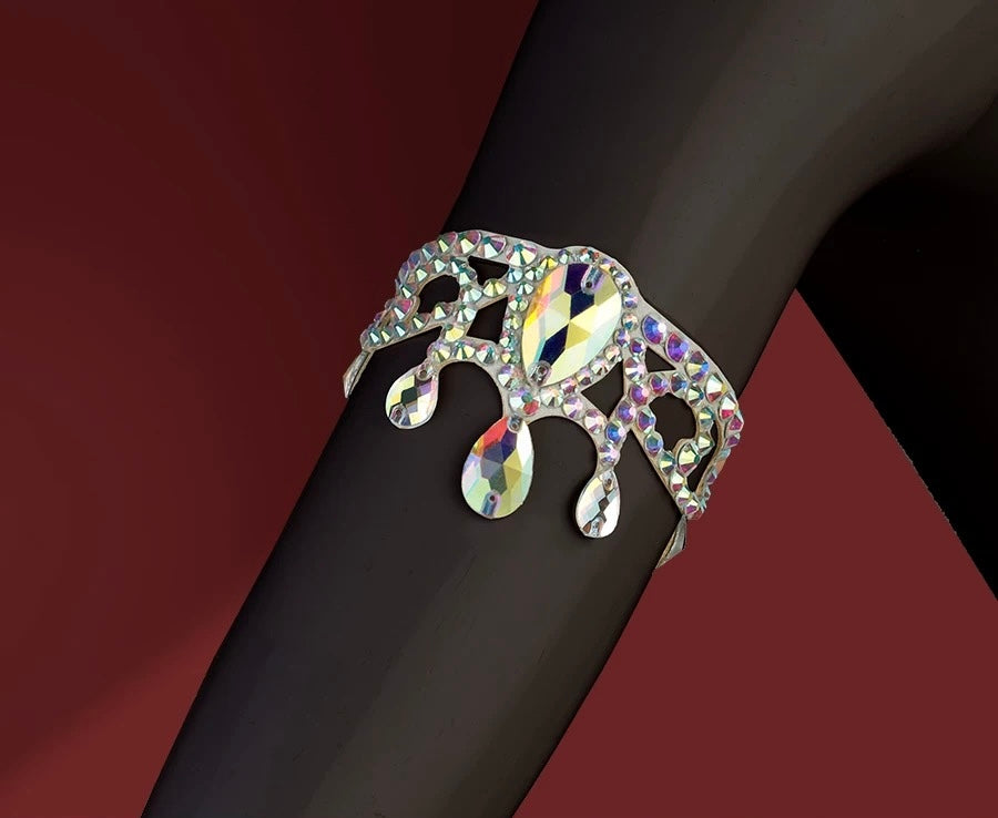 MS-03 Crystal Teardrop Royal Arm Cuff