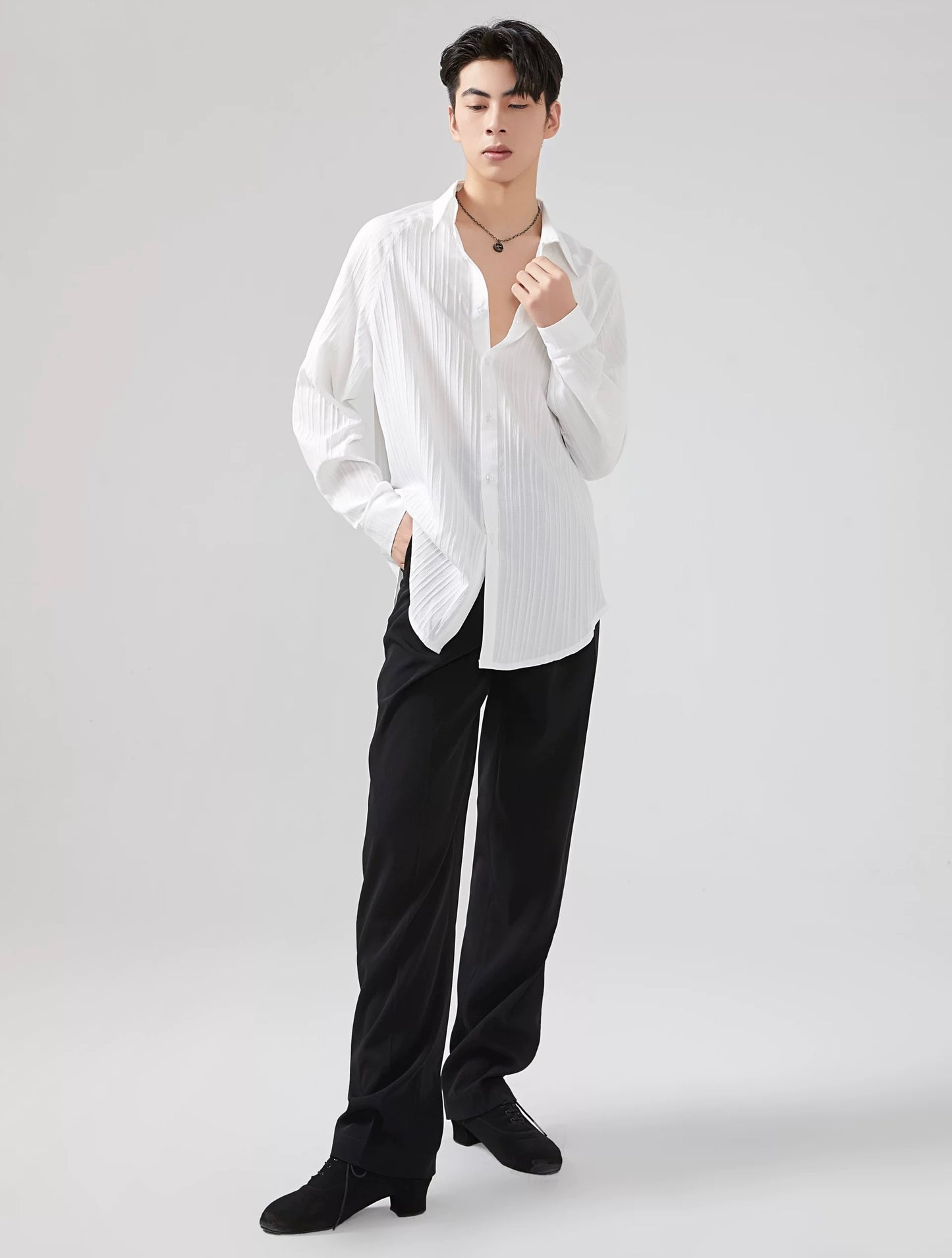 BOBO.L005MTE Elegant Textured White and Black Oversize Mens Latin Shirt